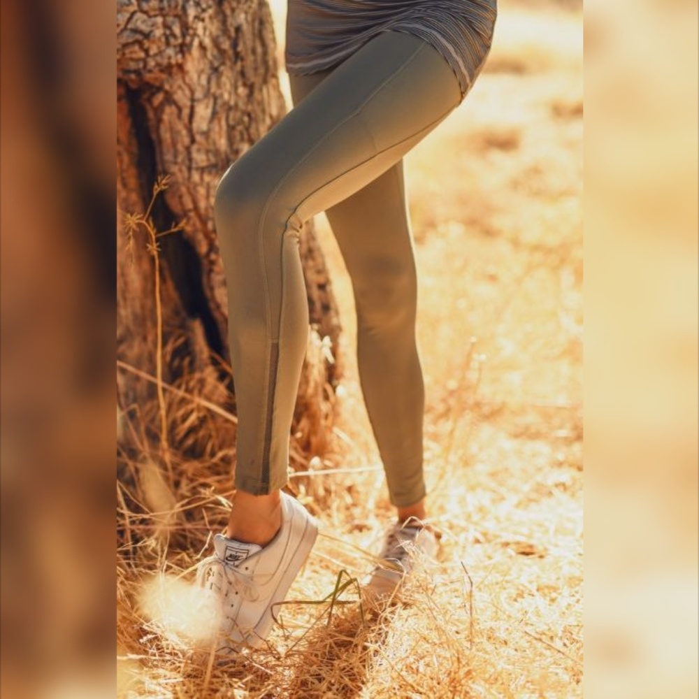 Highwaist Side-Mesh & Slit Full Leggings Grey-Daze